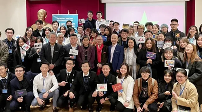 Union of Vietnam Students in France holds ninth Congress