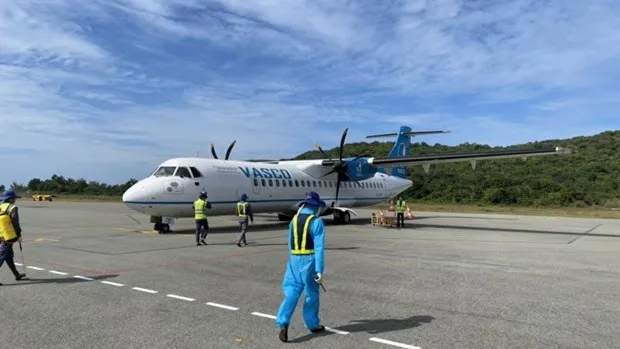 VASCO safely flies COVID-19 vaccine to Con Dao island