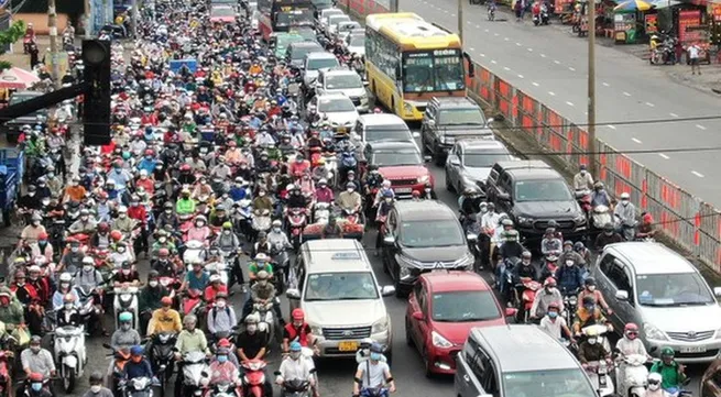HCMC still facing tense traffic state