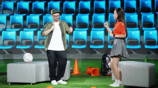 Football is No. 1 broadcast on VTV3 - Where celebrities show their love for soccer