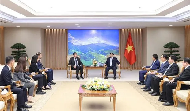 PM welcomes Adidas's expansion plan in Vietnam