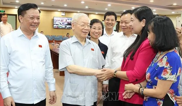 Party General Secretary meets Hanoi voters