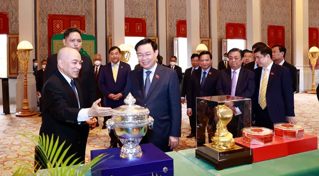 Vietnam treasures friendship with Cambodia: NA Chairman