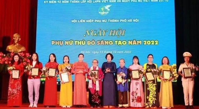 Hanoi: Ten outstanding women honoured