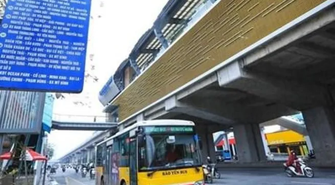 Hanoi’s bus passenger traffic grows 25%