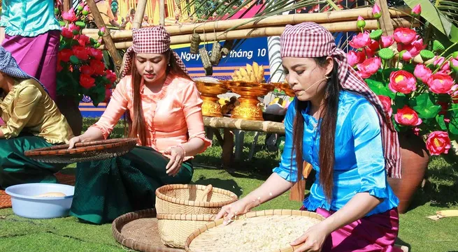 Khmer people's full moon speciality