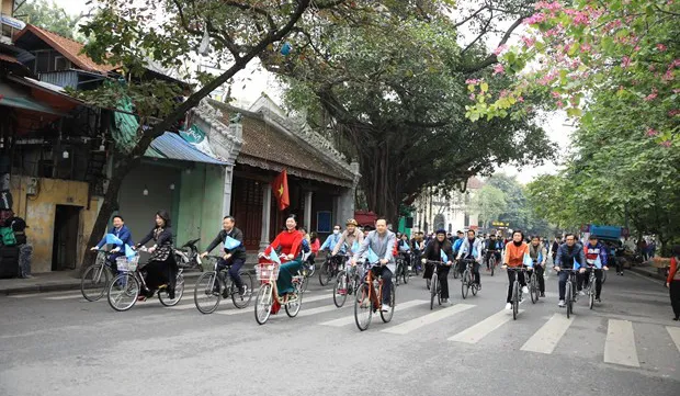 Hanoi friendship cycling journey held to promote green practices