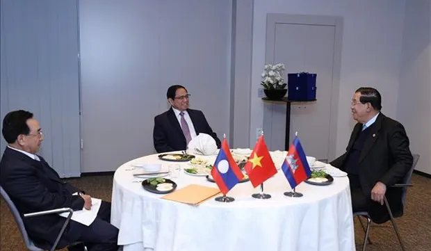 Vietnamese, Lao, Cambodian PMs meet in Belgium