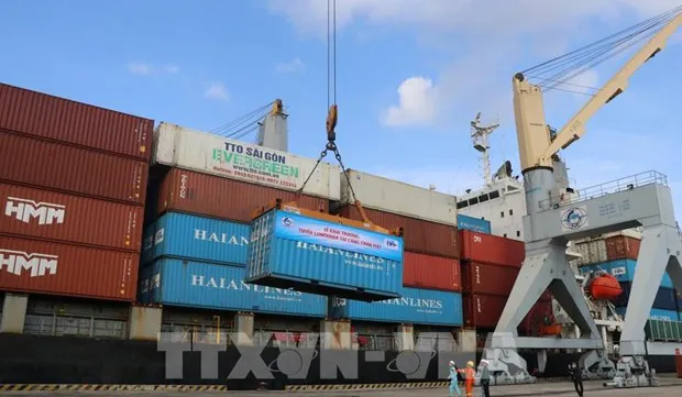 Over 733 million tonnes of cargo handled at Vietnamese seaports