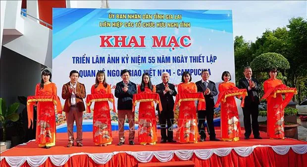 Photo exhibition marks 55th anniversary of Vietnam – Cambodia diplomatic relations