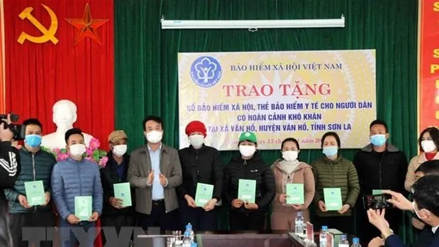 Vietnam Social Security’s programme brings warm Tet to poor people