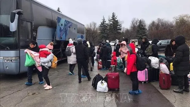 Embassy in Czech Republic working hard to support Vietnamese fleeing Ukraine