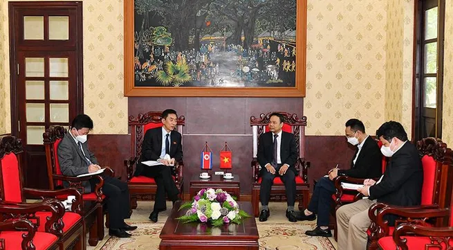 Vietnam and DPRK promote press cooperation