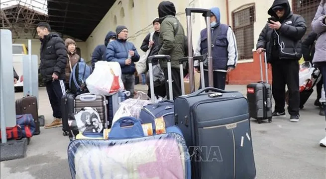 Vietnamese embassy in Germany works hard to support Vietnamese evacuee from Ukraine