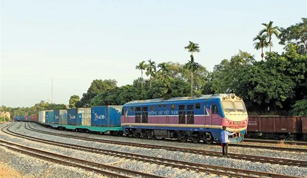 Vietnam Railways to reduce subsidiaries under restructuring plan