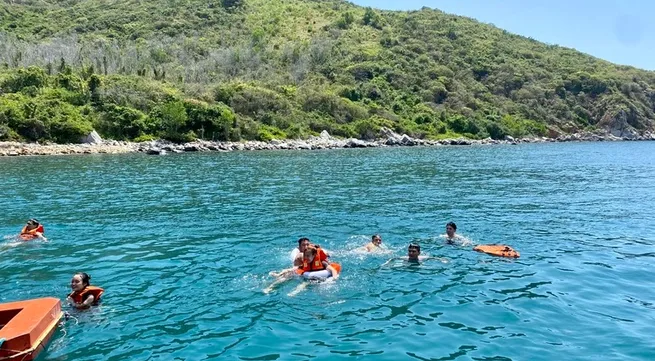 Vietnam records fast tourism recovery