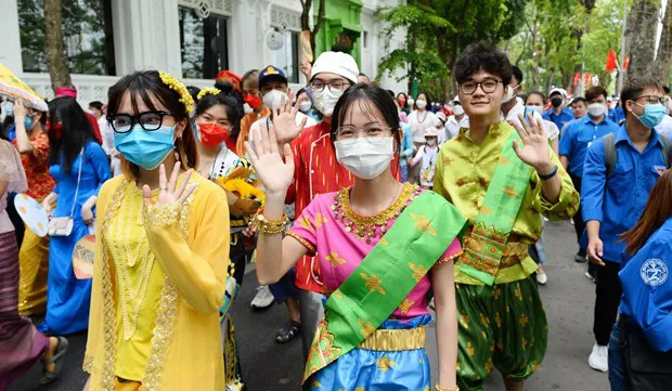 Youth festival held in Hanoi to welcome SEA Games 31