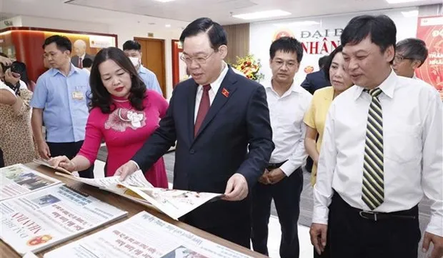 Top legislator attends Revolutionary Press Day celebration