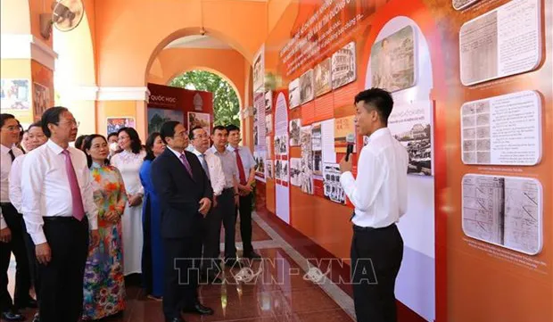 PM Pham Minh Chinh pays tribute to President Ho Chi Minh