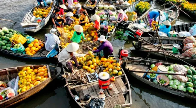 Cai Rang floating market festival kicked off in Can Tho