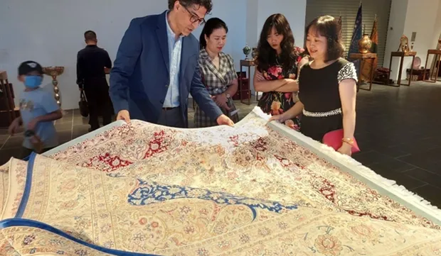 Exhibition displays Iranian art heritage