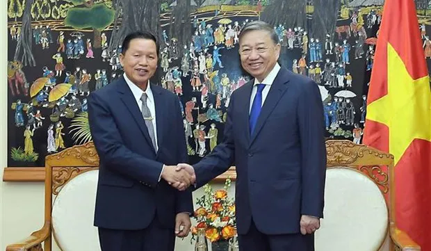 Vietnam, Laos foster security cooperation