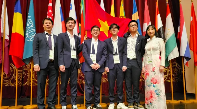 Vietnam bags one silver, three bronzes at Int’l Biology Olympiad 2022