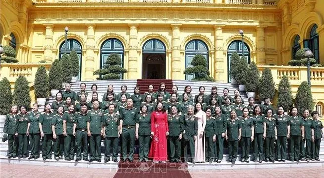 Vice President receives women veterans on Truong Son Trail