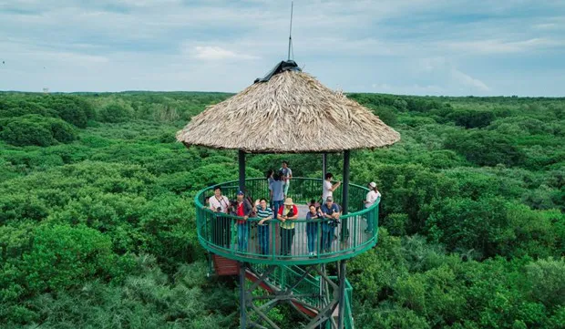 HCM City highlights local cultures to ignite urban tourism