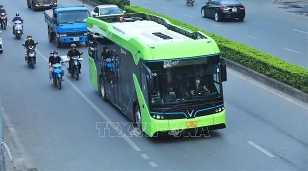 Hanoi striving to use all electric buses to contribute to environmental protection