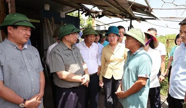 PM inspects construction of second hospital branches in Ha Nam