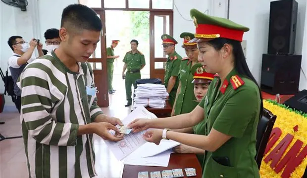 Deputy PM attends announcement ceremony of amnesty granting in Vinh Phuc prison