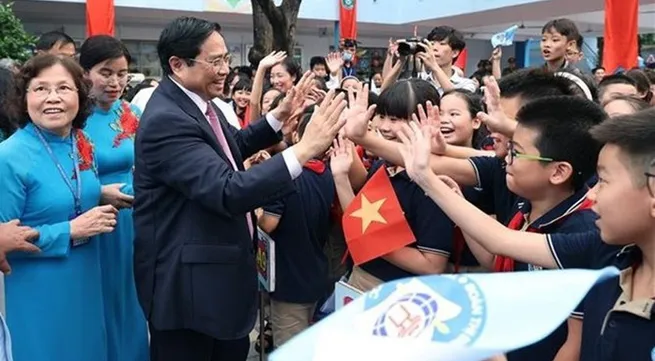 Prime Minister attends new school year ceremony at primary school in Hanoi