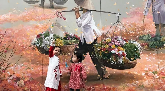 Hanoi among most preferred destinations for Tet celebrations