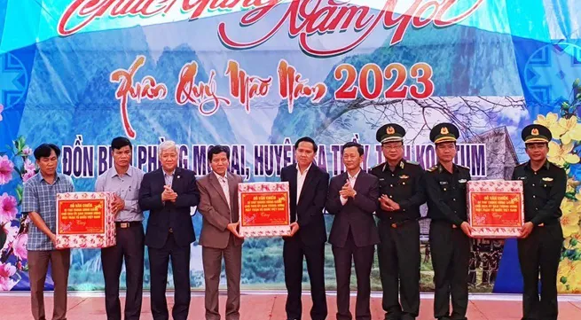 Front leader extends Lunar New Year greetings in Kon Tum Province