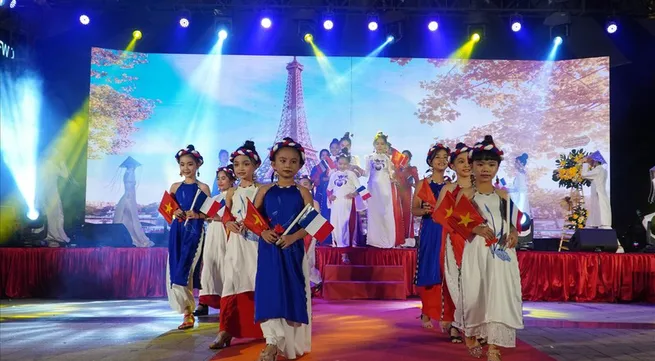Can Tho hosts 23rd Francophone Festival of Mekong Delta Region
