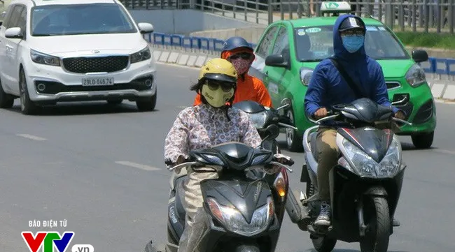 Power supply faces difficulties due to hot weather