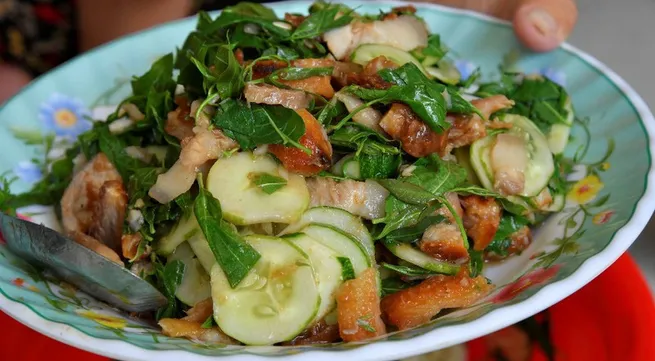 Neem leaves salad: A speciality of An Giang province