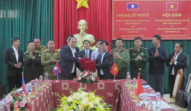 Kon Tum, Laos' Attapeu strengthen border cooperation