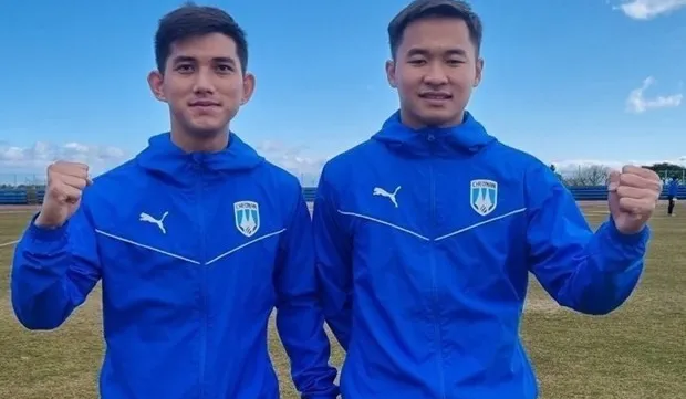 Two Vietnamese young footballers to debut in RoK next month