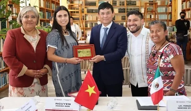 Vietnam looks to boost cooperation with Mexican locality