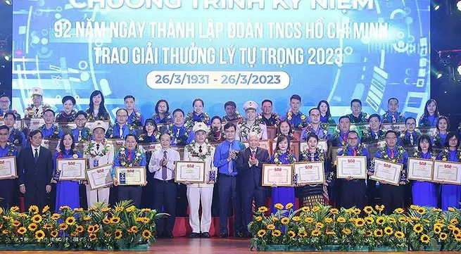 Ly Tu Trong Award honours outstanding Youth Union leaders