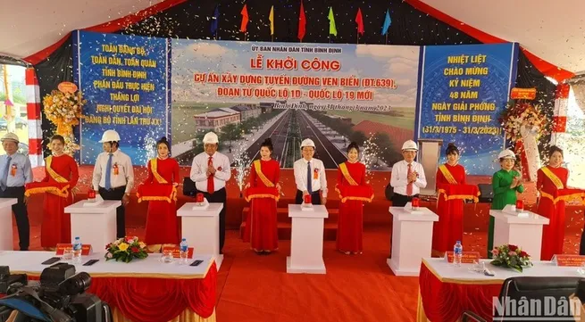 Binh Dinh kicks-start construction of nearly 63.5 million USD coastal route