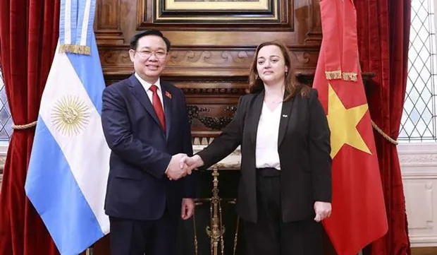 NA Chairman holds talks with Argentinean counterpart