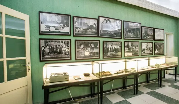 Exhibition at imperial citadel marks 48th national reunification anniversary