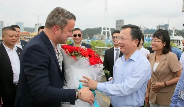 Luxembourg Prime Minister visits Ha Long Bay