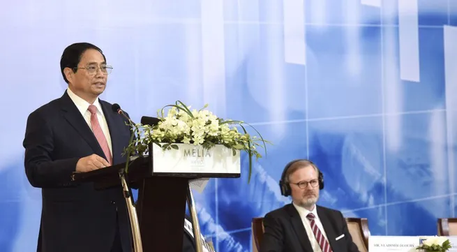 Vietnam creates favourable conditions for businesses: PM