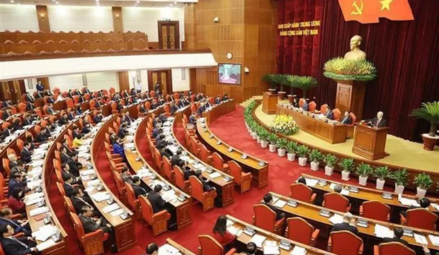 13th Party Central Committee convenes mid-term meeting