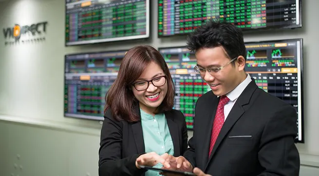 VN-Index posts biggest gain in a month