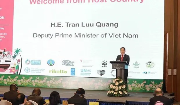Vietnam ready to cooperate in agricultural development: Deputy PM